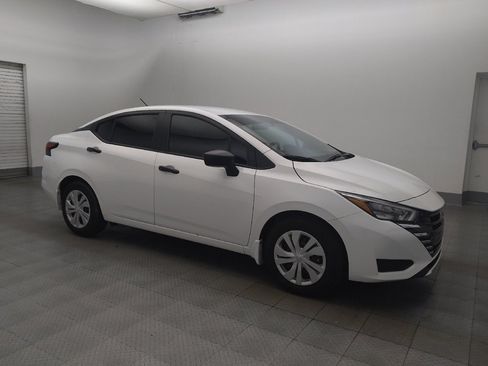 Used 2025 Nissan Versa S w/ Trunk Package FWD image 11