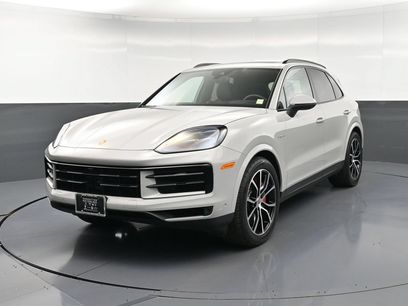 Certified 2025 Porsche Cayenne S