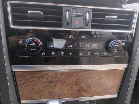 Used 2022 Nissan Armada SL w/ Captain's Chairs Package AWD/4WD image 25