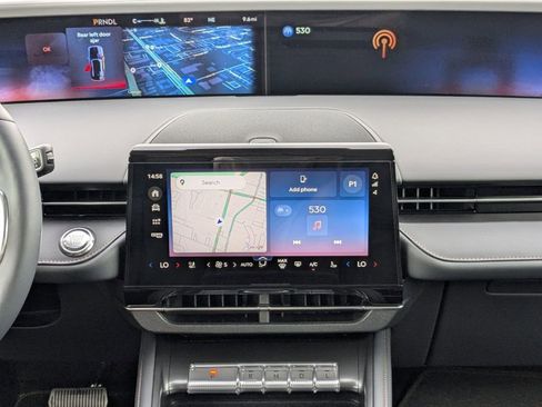 New 2026 Lincoln Nautilus Reserve AWD/4WD image 18