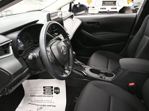 Certified 2024 Toyota Corolla LE image 18