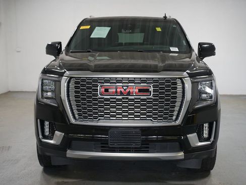 Used 2023 GMC Yukon XL Denali w/ Max Trailering Package AWD/4WD image 2