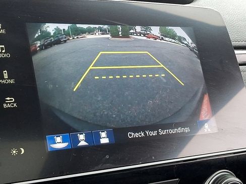 Used 2021 Honda CR-V EX image 15