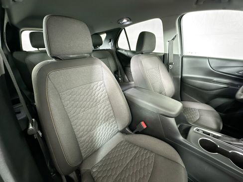 Used 2018 Chevrolet Equinox LT AWD/4WD image 25
