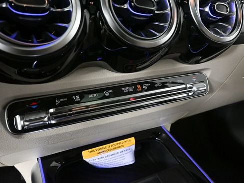 New 2026 Mercedes-Benz GLB 250 image 14