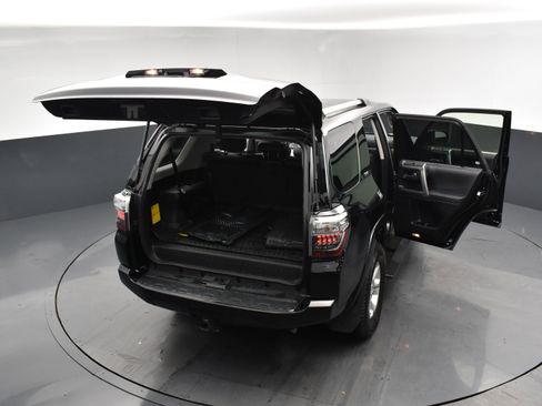 Used 2024 Toyota 4Runner SR5 Premium image 27