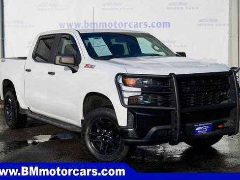 Used 2020 Chevrolet Silverado 1500 Custom Trail Boss w/ Custom Convenience Package AWD/4WD image 1