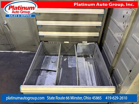 Used 2016 Chevrolet Express 3500 Extended RWD image 34