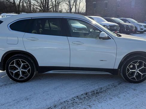 Used 2018 BMW X1 xDrive28i image 11