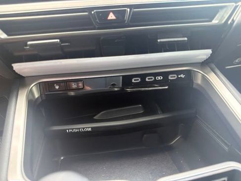 Used 2025 Lexus TX 350 AWD image 17