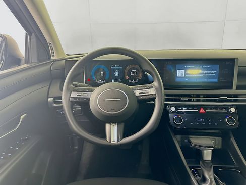 Used 2025 Hyundai Tucson SEL image 17