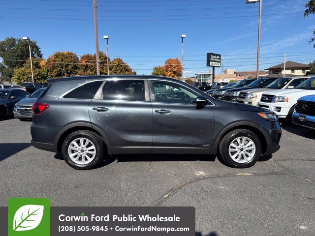Used 2020 Kia Sorento LX AWD/4WD image 4
