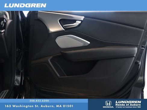 Used 2024 Acura RDX SH-AWD w/ Technology Package image 16