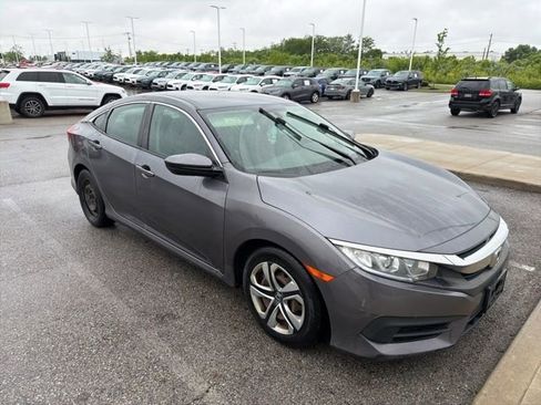 Used 2017 Honda Civic LX image 3