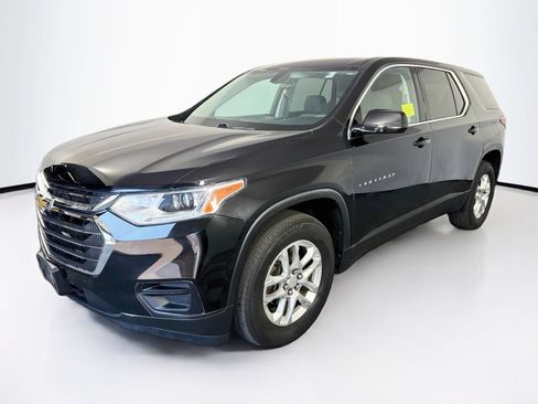Used 2020 Chevrolet Traverse LS AWD/4WD image 3
