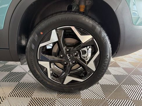 New 2026 Kia Seltos EX image 8