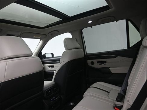 New 2026 Honda Pilot Touring image 20