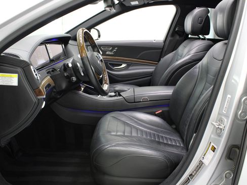 Used 2014 Mercedes-Benz S 550 Sedan image 33
