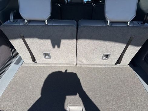 New 2026 Ford Explorer ST-Line RWD image 21