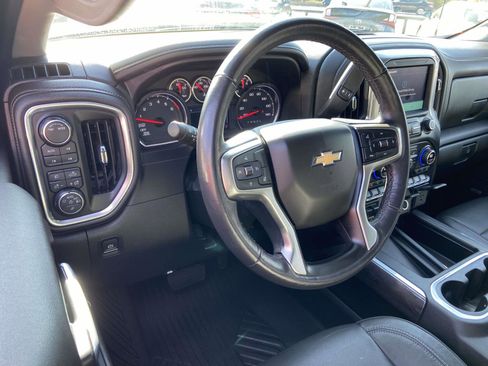 Used 2020 Chevrolet Silverado 1500 LTZ image 10