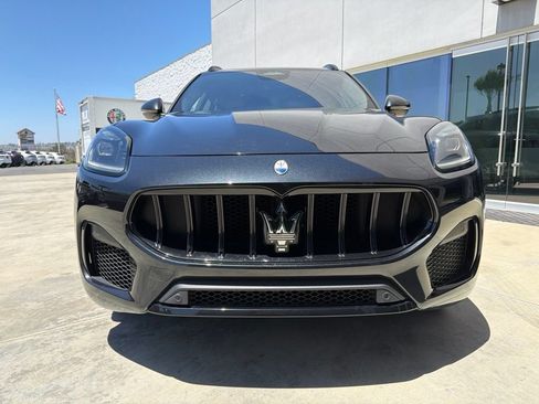 Certified 2023 Maserati Grecale Folgore AWD/4WD image 3
