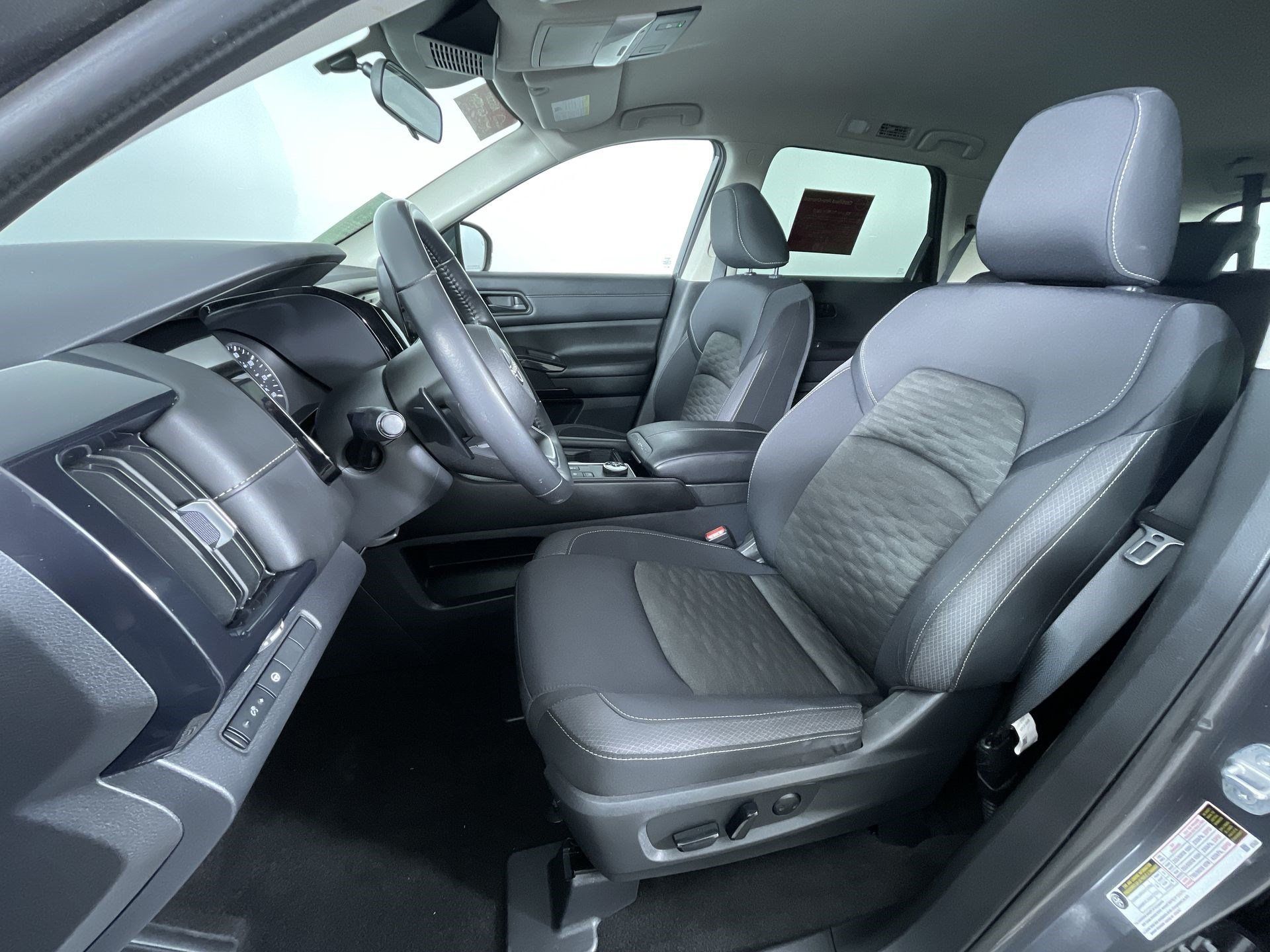 Certified 2023 Nissan Pathfinder SV AWD/4WD image 14