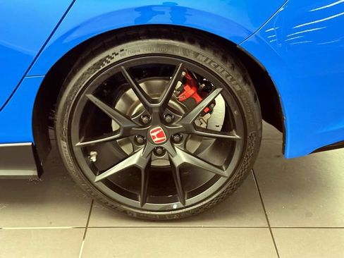 Used 2026 Honda Civic Type R image 9