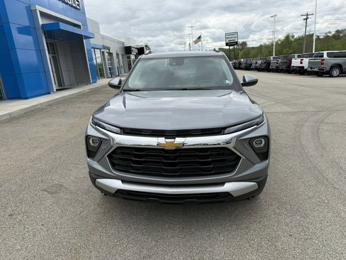 New 2026 Chevrolet TrailBlazer LT w/ LT Cold Weather Package AWD/4WD image 8