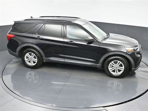 Used 2020 Ford Explorer XLT w/ Comfort Package image 34