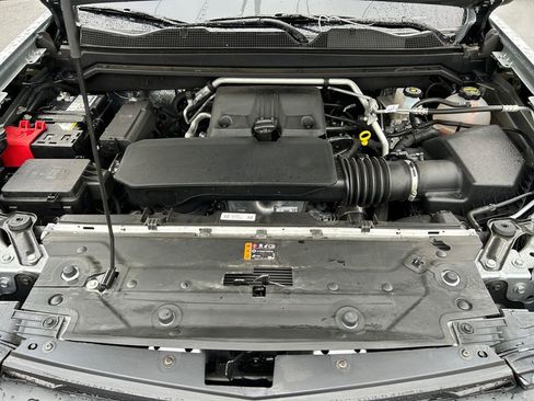 Used 2025 Chevrolet Colorado W/T image 29