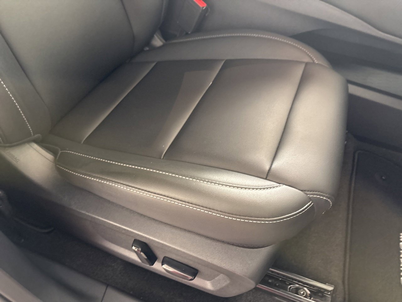 Used 2025 Nissan Murano SL AWD/4WD image 32