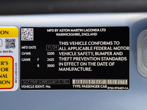 Used 2025 Aston Martin DB12 Convertible RWD image 10