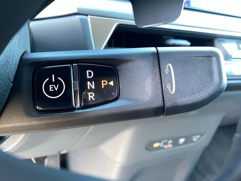 New 2026 Kia EV9 Light RWD image 32