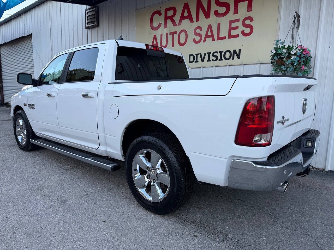 Used 2015 RAM 1500 Lone Star RWD image 7