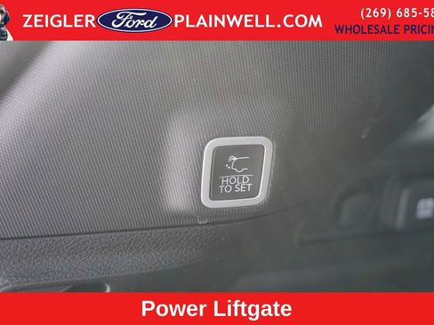 Used 2024 Jeep Grand Cherokee Limited image 6