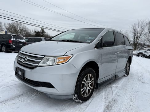 Used 2011 Honda Odyssey EX-L image 2