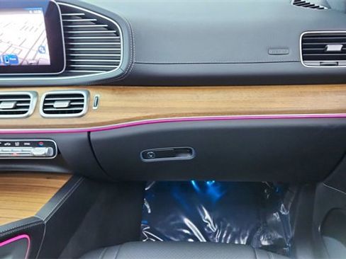 Used 2025 Mercedes-Benz GLS 450 GLS 450 image 41