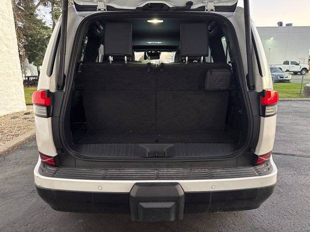 Used 2024 Lexus GX 550 w/ Accessory Package (Z1) AWD/4WD image 7
