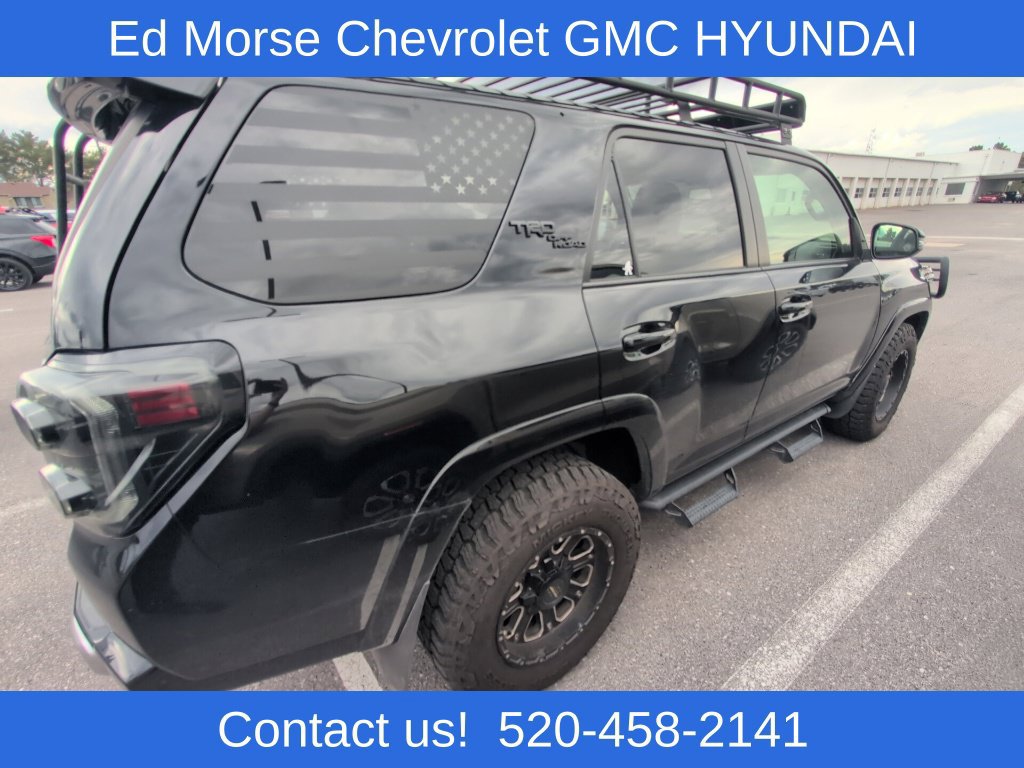 Used 2018 Toyota 4Runner TRD Off-Road Premium AWD/4WD image 6