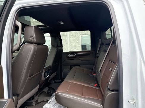 New 2026 GMC Sierra 3500 Denali w/ Denali Reserve Package image 26
