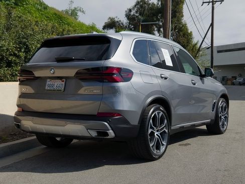Used 2026 BMW X5 xDrive40i w/ Premium Package image 5