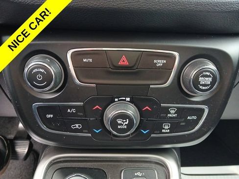 Used 2019 Jeep Compass Latitude AWD/4WD image 19