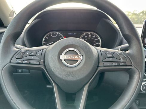New 2025 Nissan Sentra S image 17