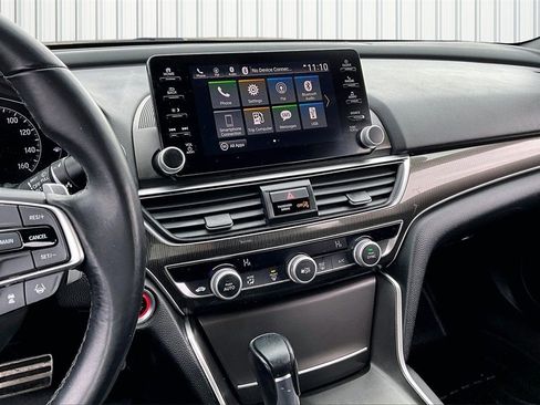 Used 2018 Honda Accord Sport image 9