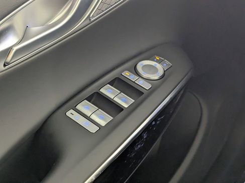 Used 2026 Genesis GV70 2.5T image 15