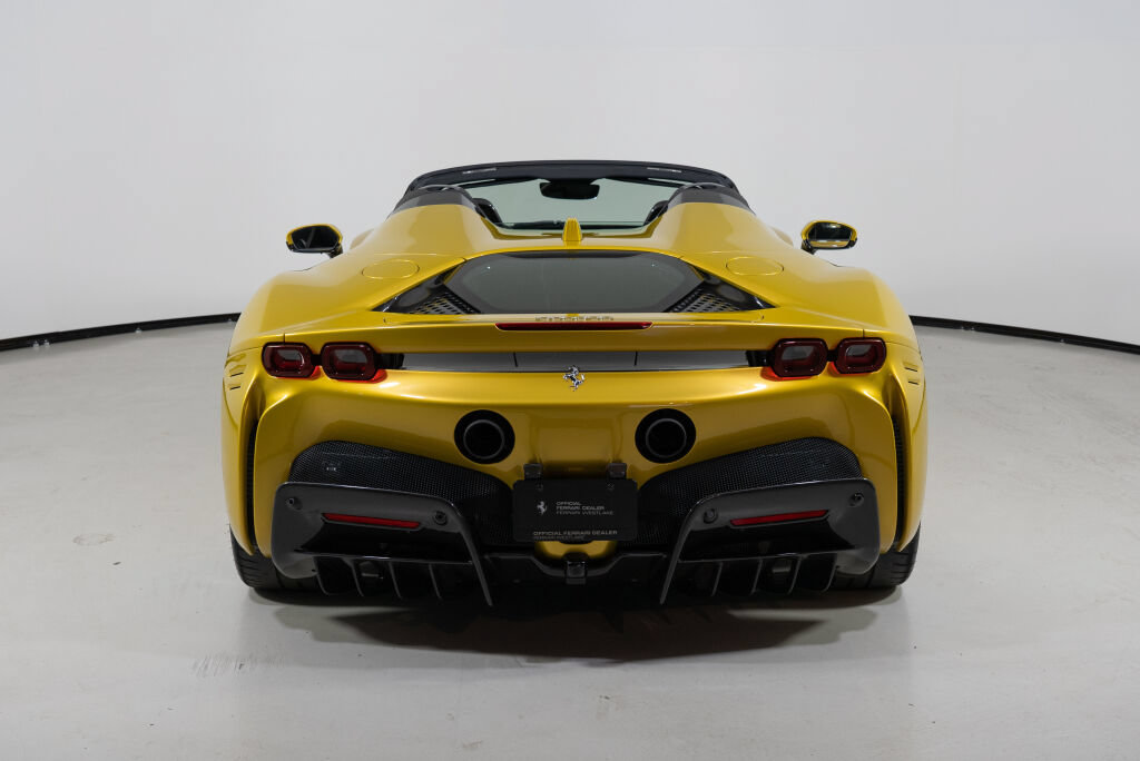 Used 2022 Ferrari SF90 Spider AWD/4WD image 11
