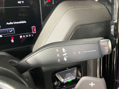 New 2026 GMC Yukon XL Denali w/ Denali Reserve Package image 9