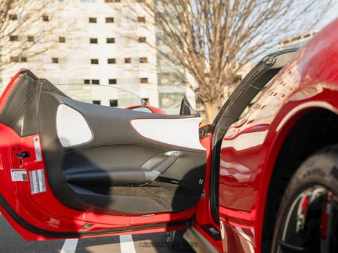 Used 2025 Ferrari SF90 Spider image 69