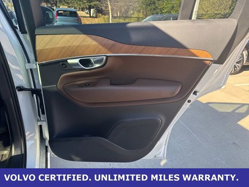 Certified 2023 Volvo XC90 T8 Plus w/ Protection Package Premier image 16
