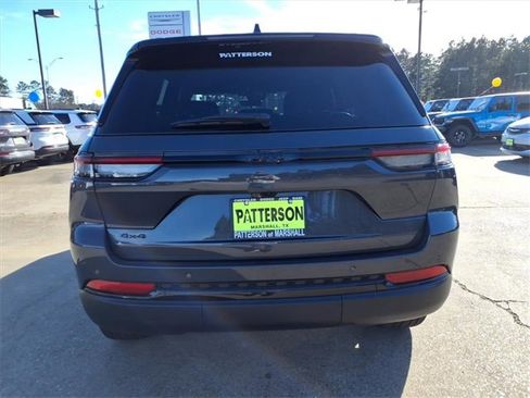 New 2025 Jeep Grand Cherokee Limited image 3